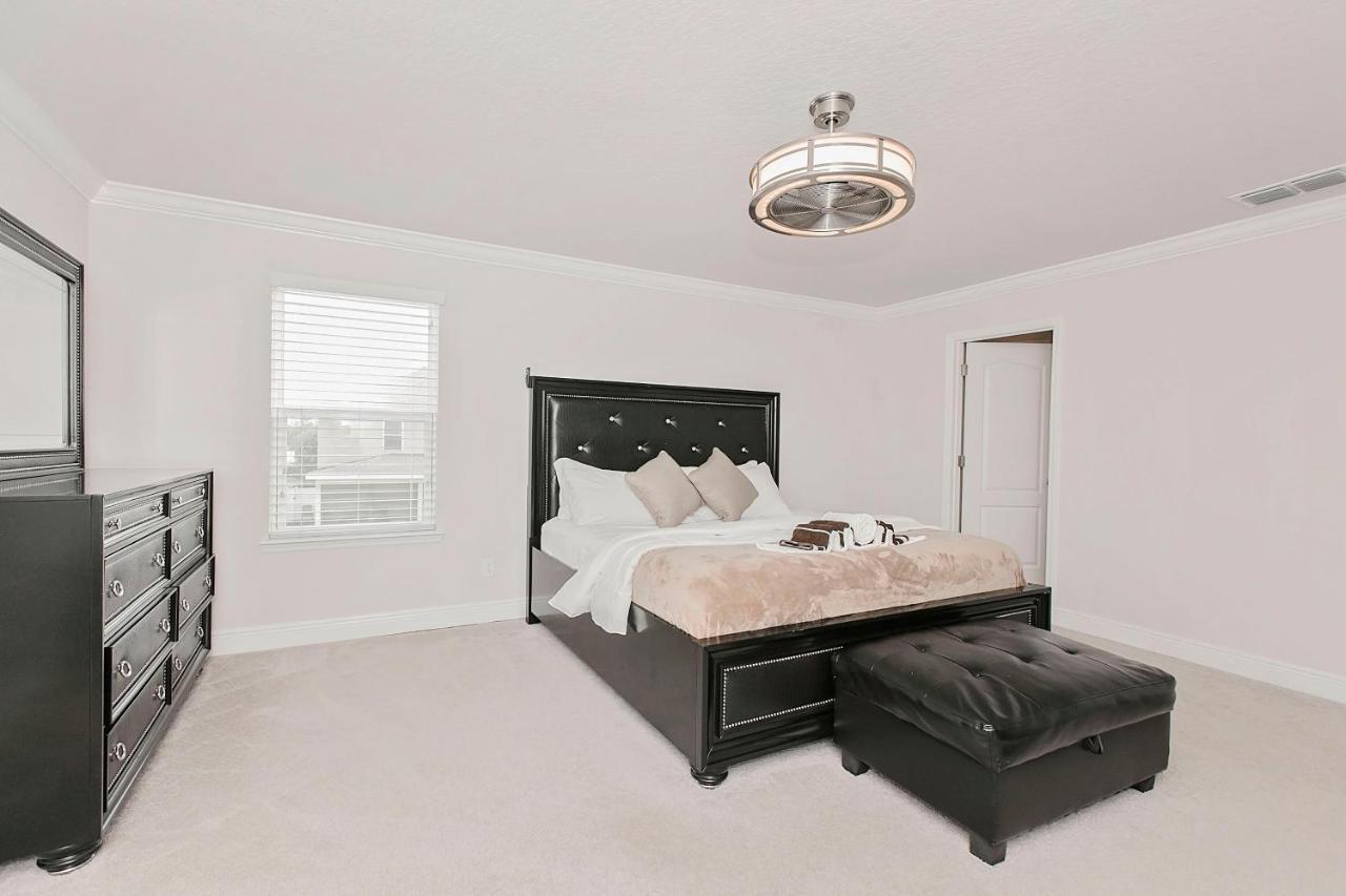 Spacious 4 Bed Home Near Orlando Gated Pool Access سانفورد المظهر الخارجي الصورة